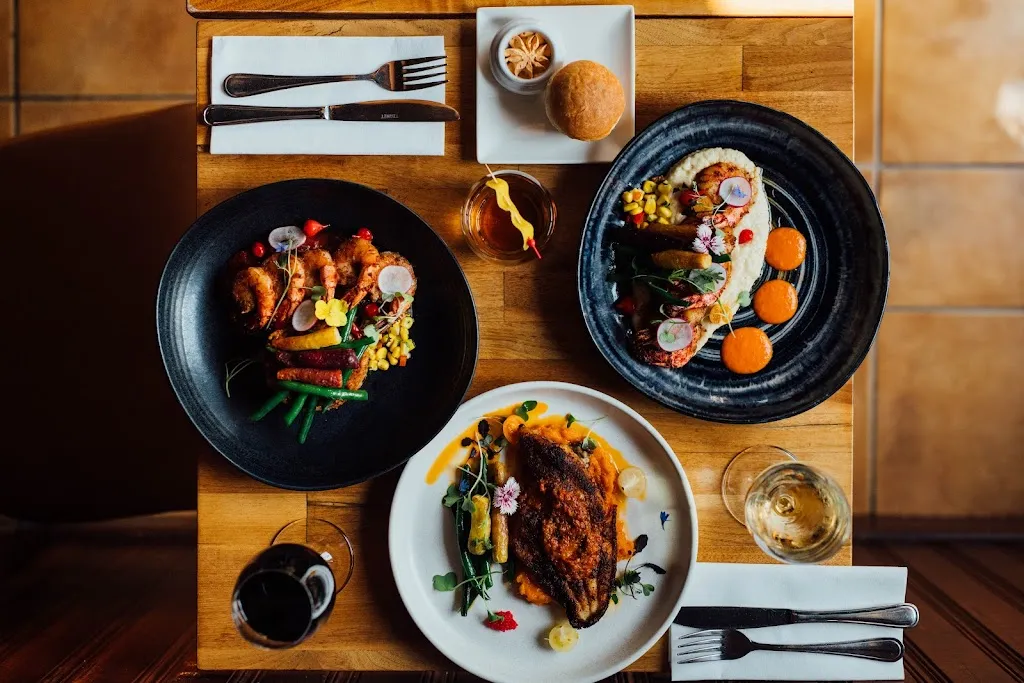 Bistro Nolah_Dollard-Des Ormeaux_slider_imagen_3