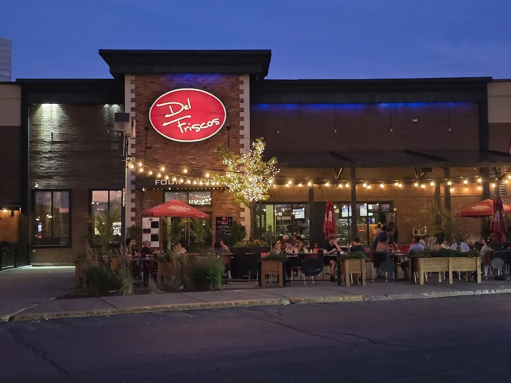 Del Friscos restaurante en Dollard-Des Ormeaux