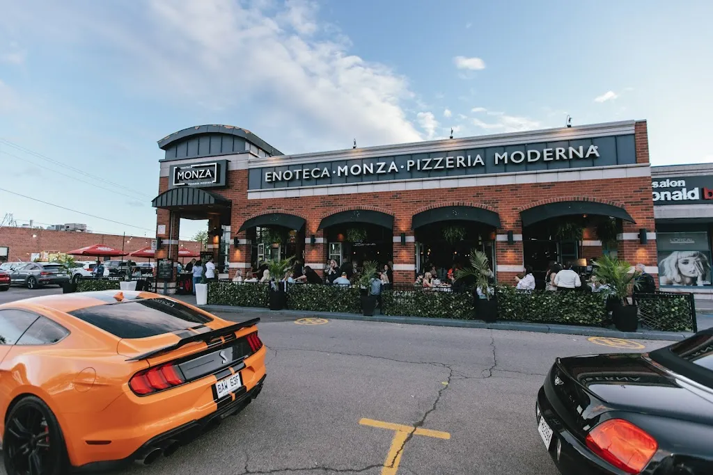 Enoteca Monza Pizzeria Moderna restaurante en Dollard-Des Ormeaux