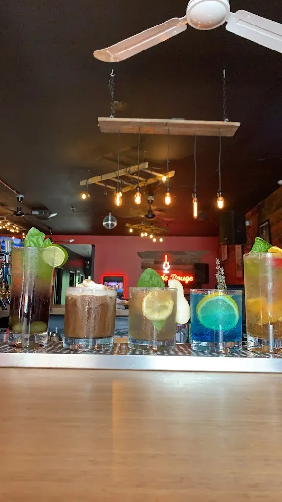 Le Pub restaurante en Lachute