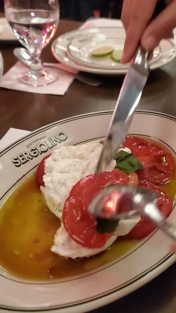 Sergiolino Restaurant_Laval_slider_image_2