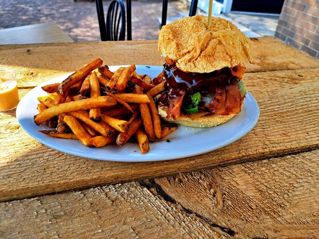 McBride's Resto Pub_Malartic_slider_imagen_2