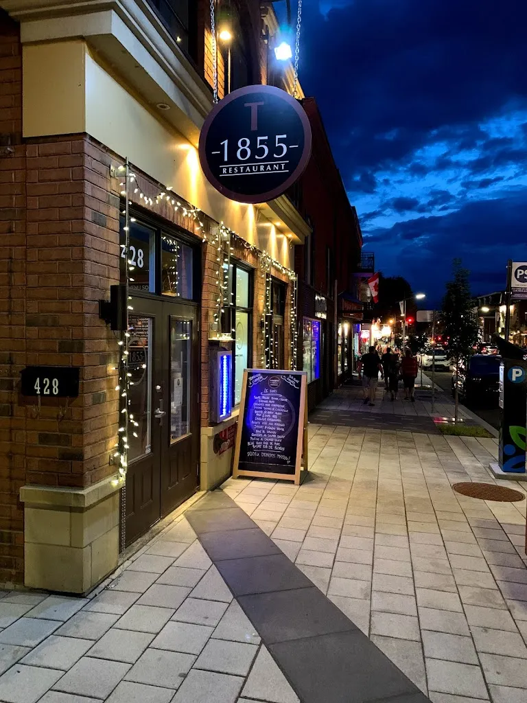 Taverne 1855 restaurante en Magog
