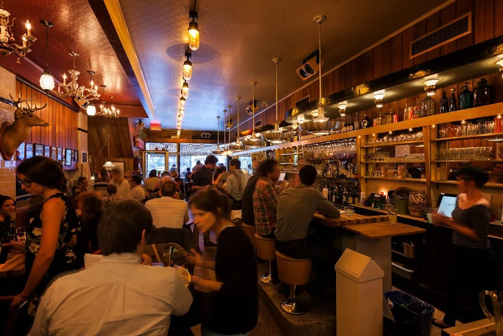 Le Majestique Montréal ristorante a Mont-Royal