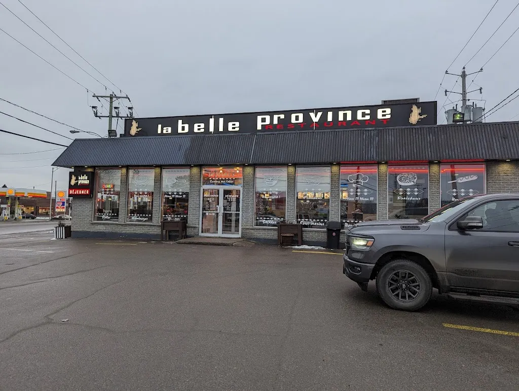 Restaurant la belle province mont laurier ristorante a Mont-Laurier