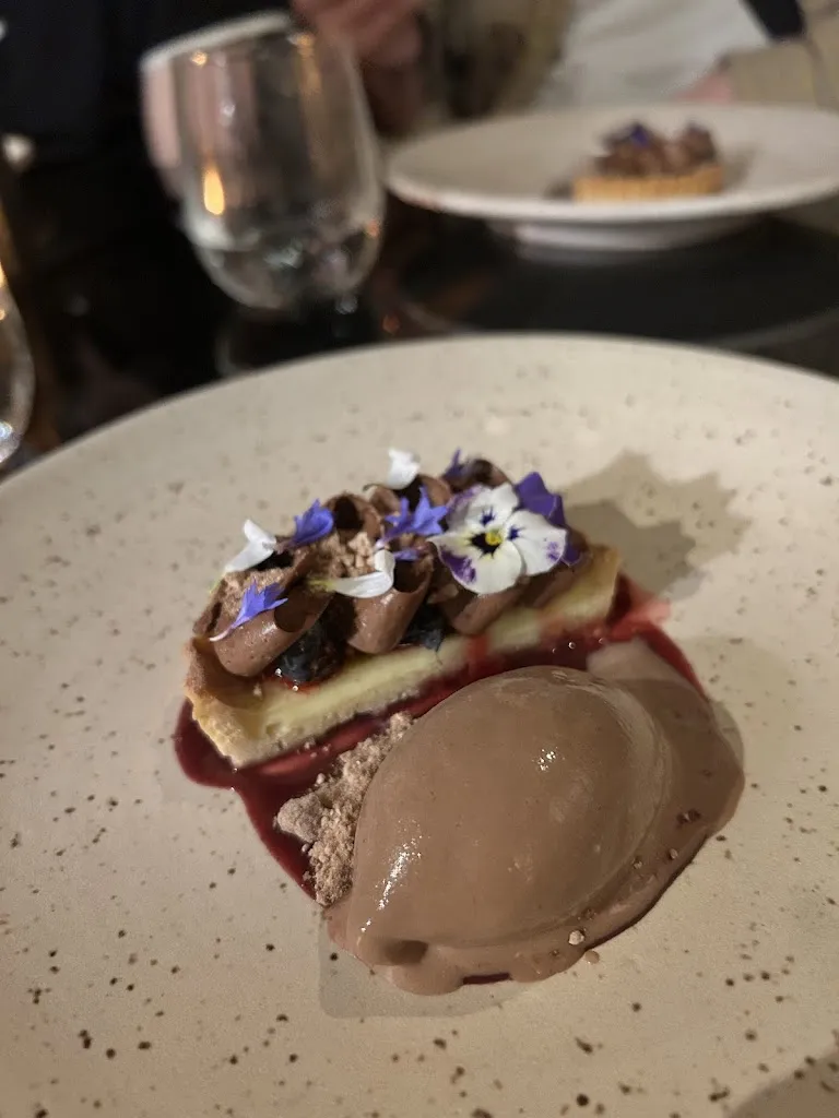 X L_Île Flottante_Montréal_review