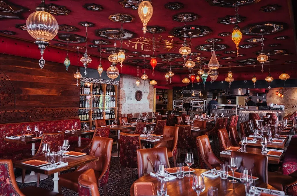 Damas ristorante a Montréal
