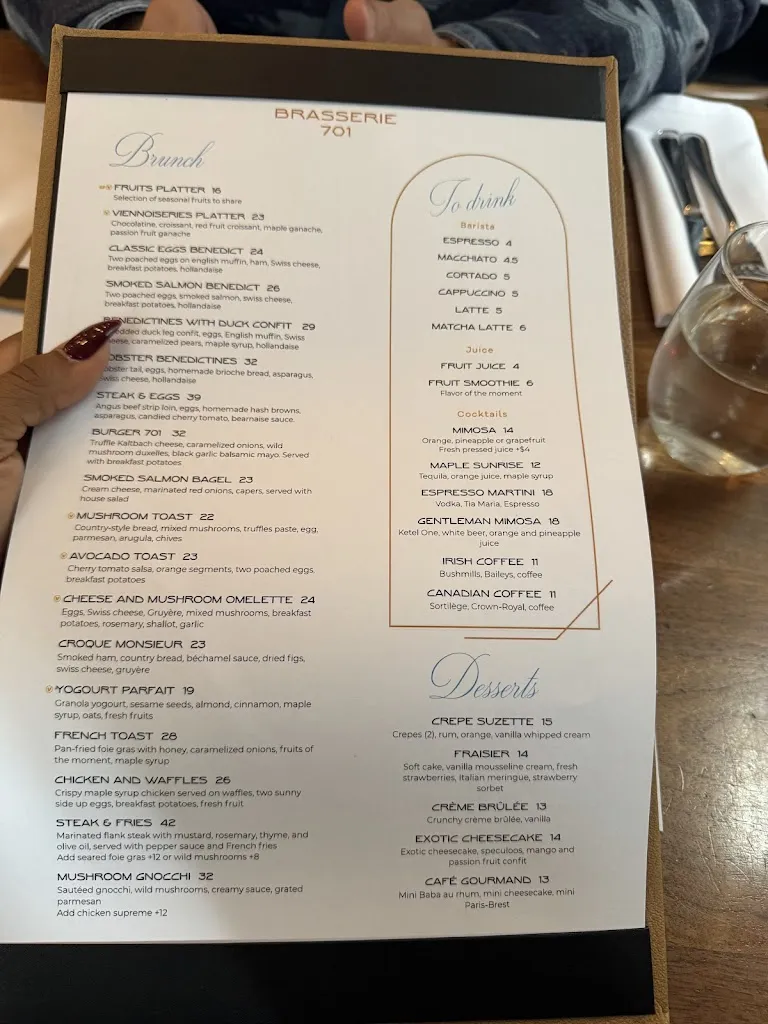 Faith Johnson_Brasserie 701_Montréal_review