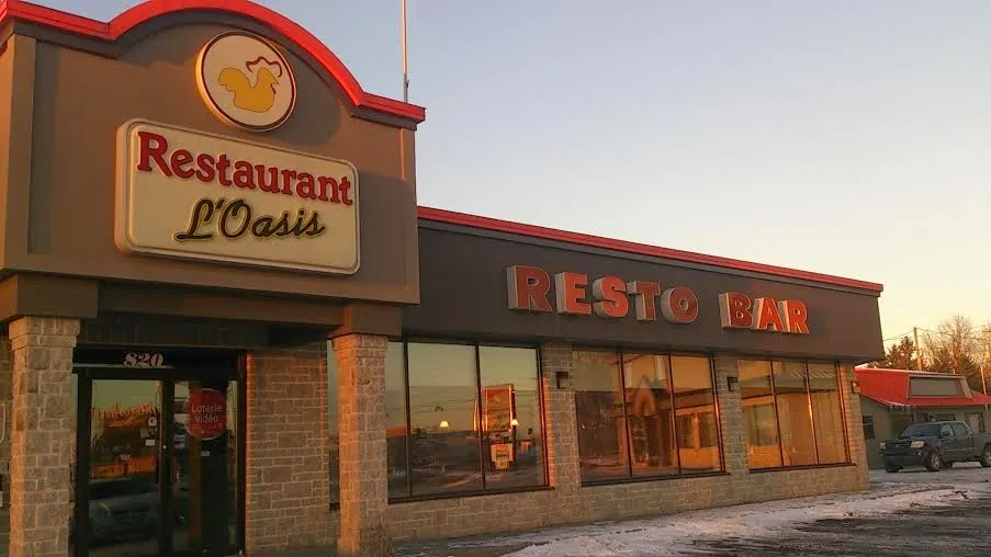 Resto-Bar l'Oasis restaurante en Napierville