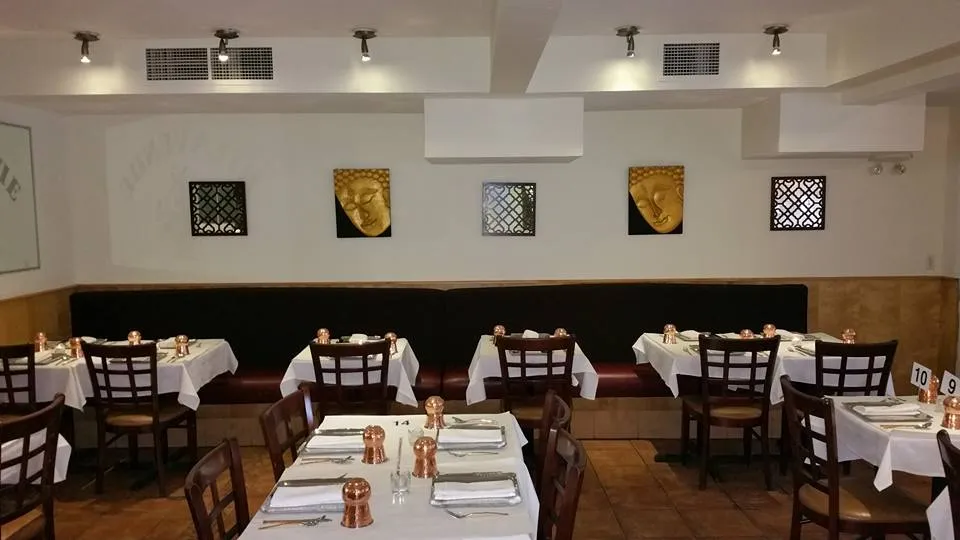 Zykaa ristorante a Montréal-Est
