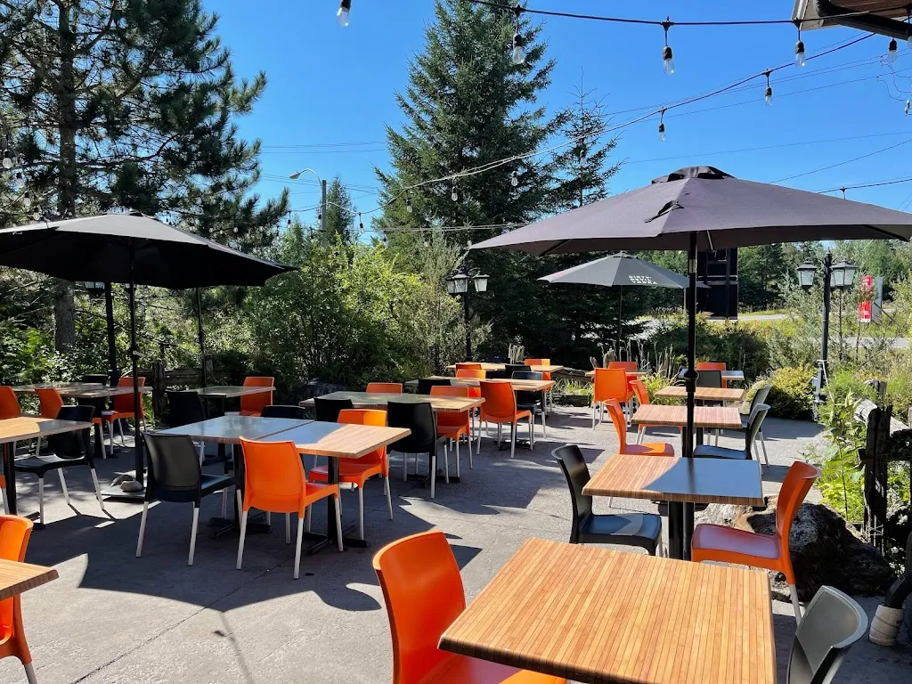 Anorak - Broue Pub / Brasserie restaurante en Morin-Heights
