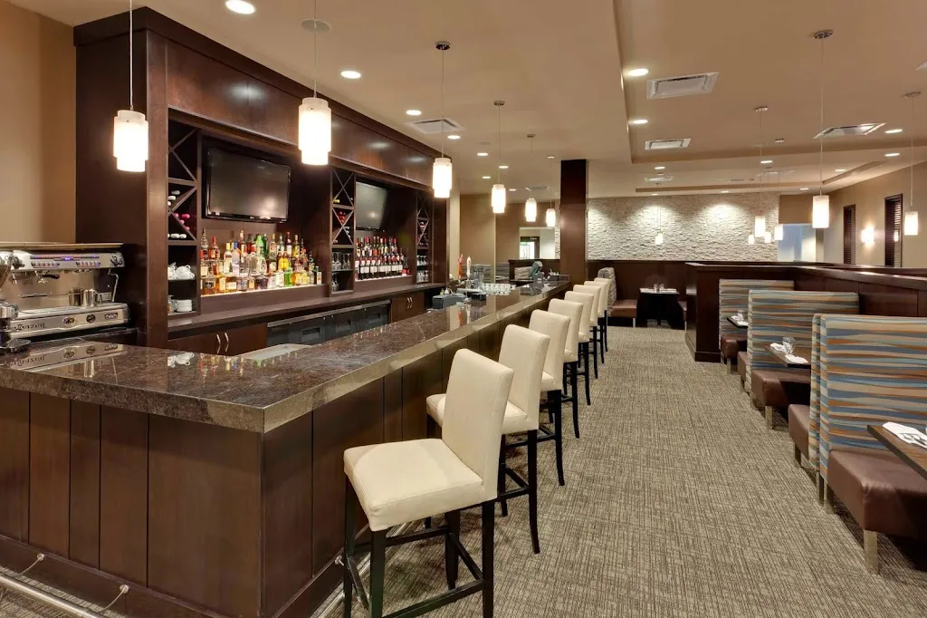 Boulevard Restaurant and Lounge restaurante en Penhold