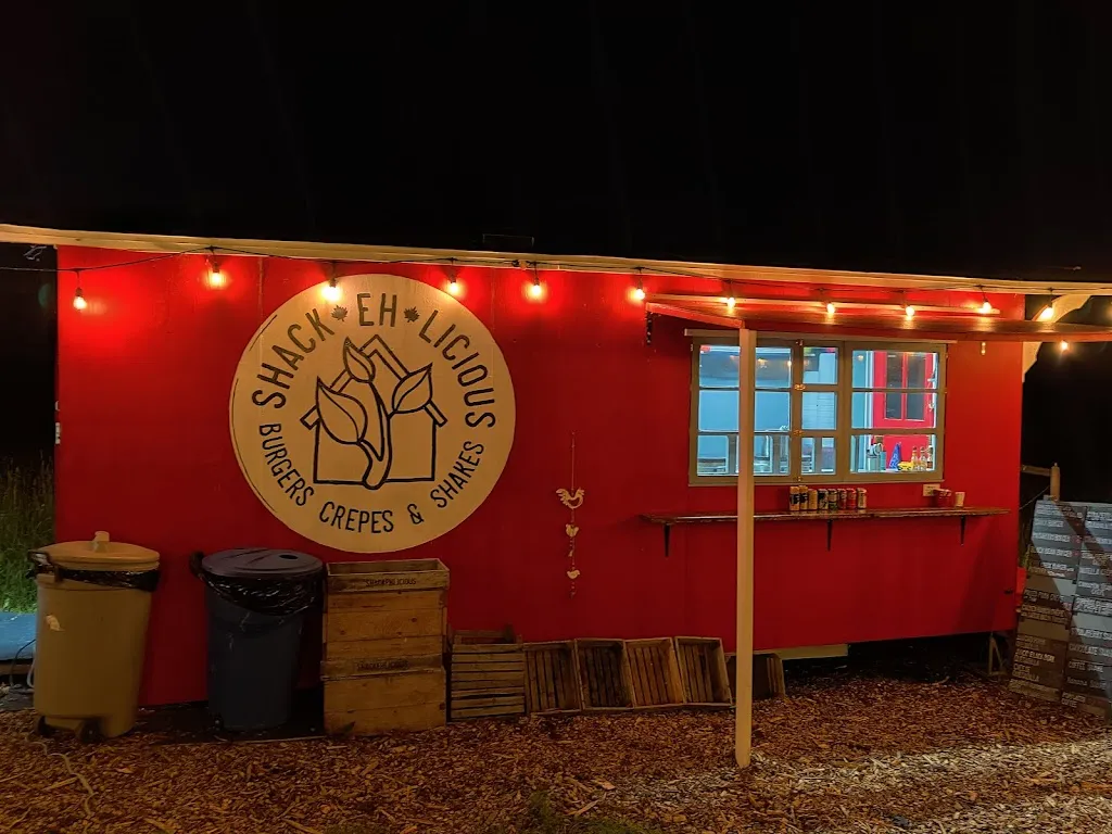Shackehlicious restaurante en Penhold