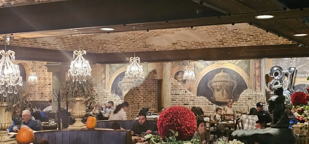 Scarolies Pasta Emporium restaurante en Pointe-Claire