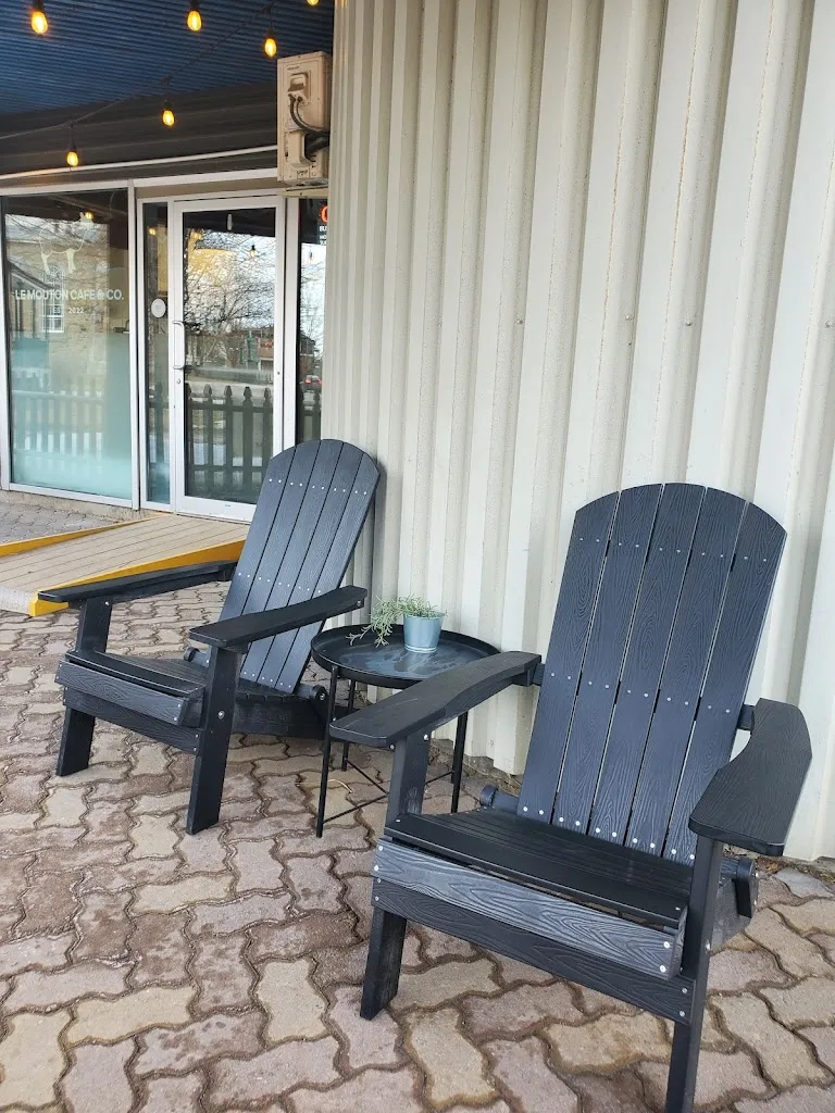 Le Mouton Café & Co restaurante en Rigaud
