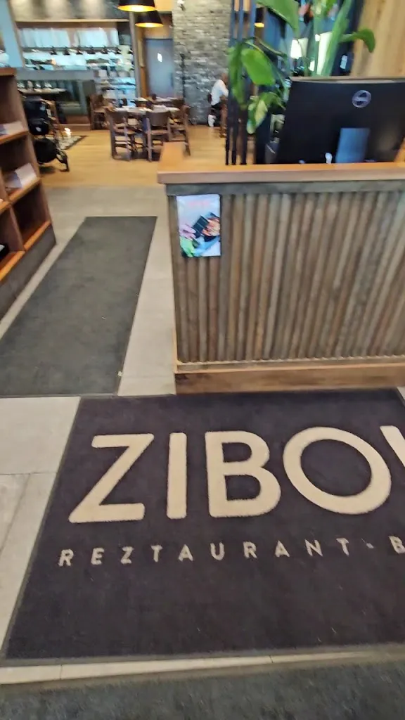 ZIBO Restaurant St-Bruno_Saint-Bruno-de-Montarville_slider_immagine_2