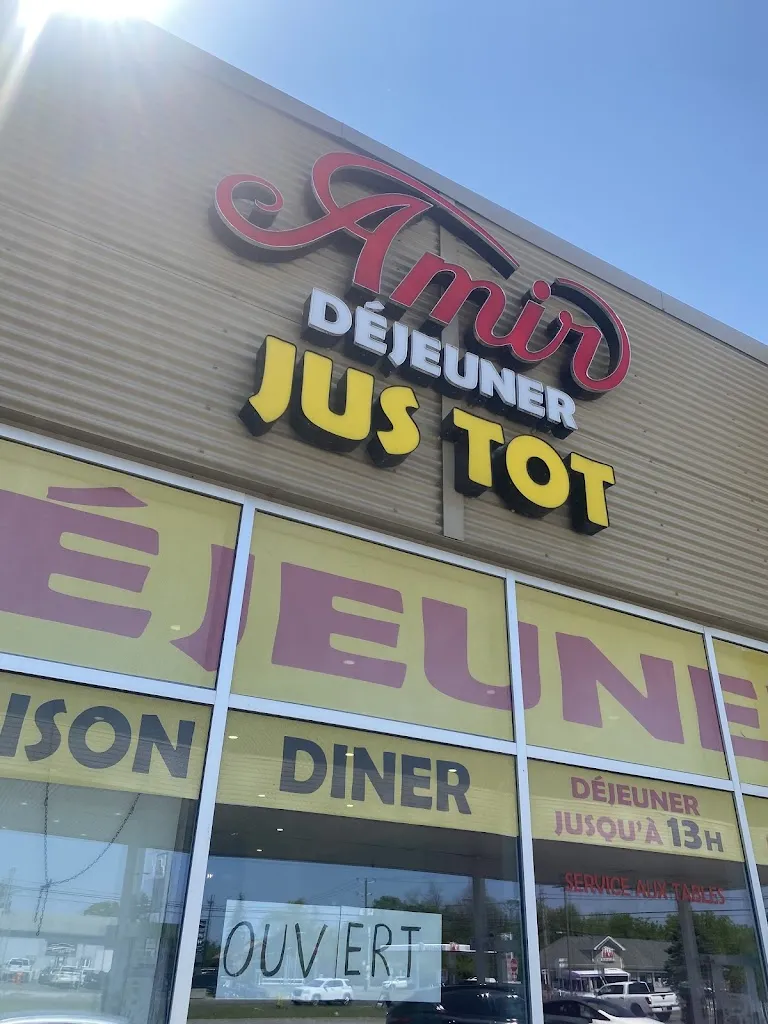 AMIR restaurante en Saint-Canut
