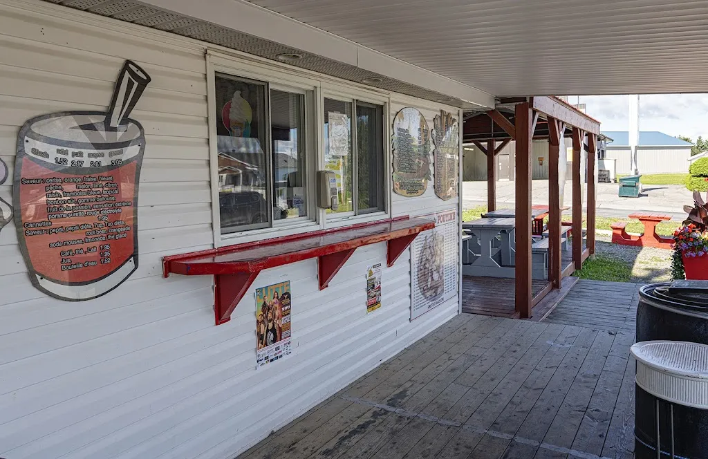 Cantine Mini-Pause_Saint-Éphrem-de-Beauce_slider_imagen_1