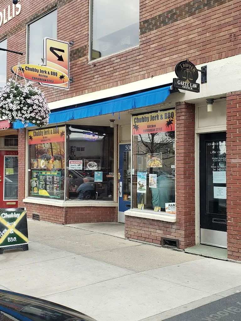 Chubby Jerk BBQ & Kitchen restaurante en Red Deer
