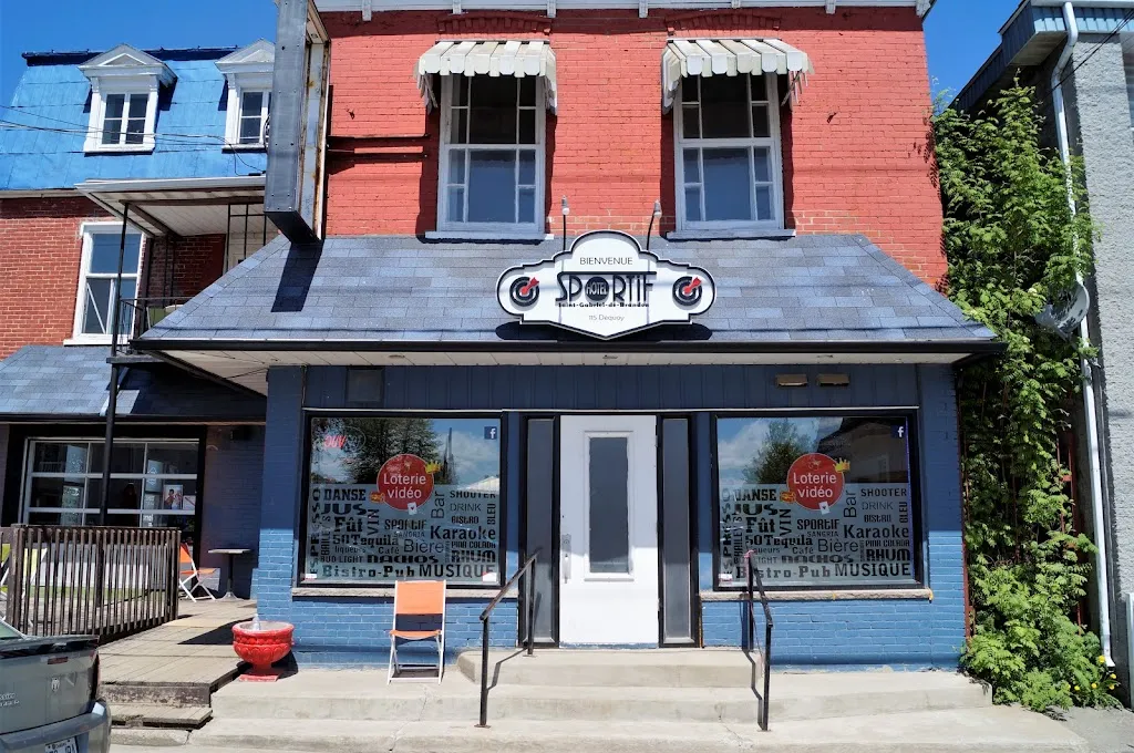 Bistro-Pub du Sportif restaurante en Saint-Gabriel