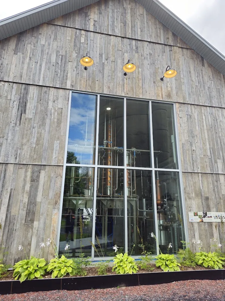 Onn Sight_Terre à Boire - Ferme Brassicole & Distillerie_Saint-Jacques-le-Mineur_review