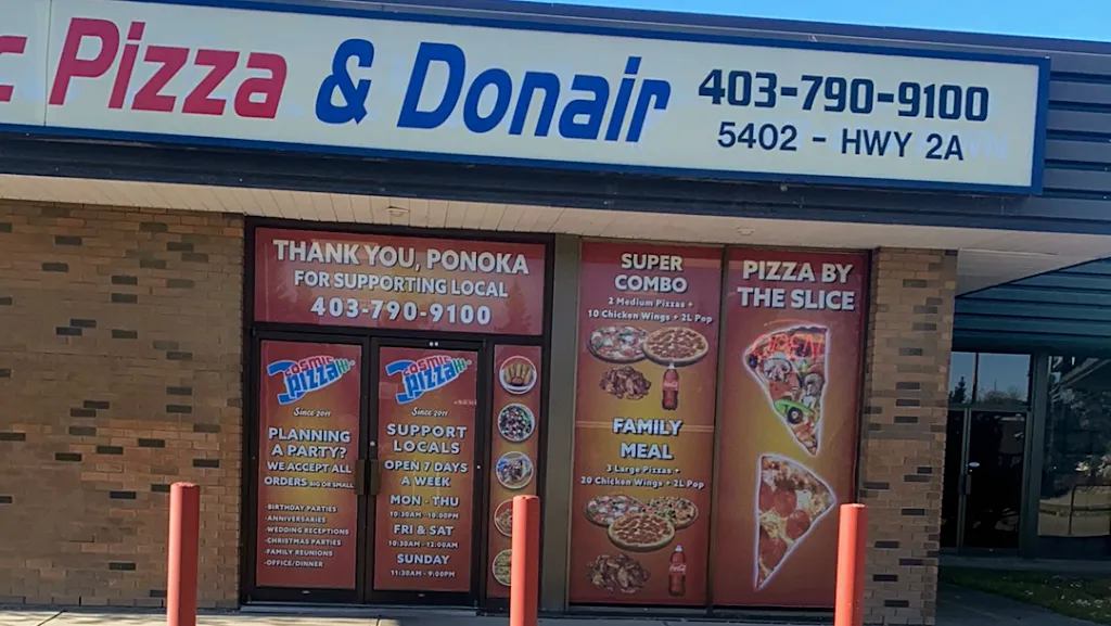 Cosmic Pizza & Donair Ponoka restaurante en Ponoka