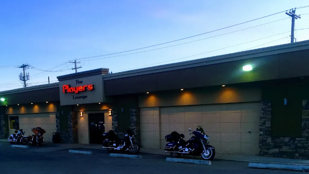 The Players Lounge restaurante en Bonnyville