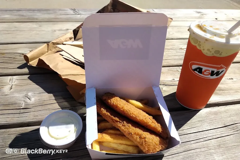 Menu_A&W Canada_Ponoka_image_old_3