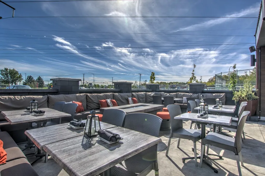M Resto-Bar restaurante en Sainte-Catherine