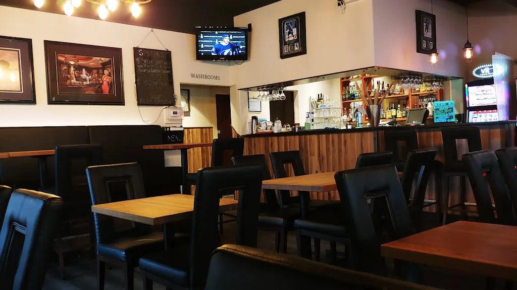 James Grill & Bar restaurante en Rimbey