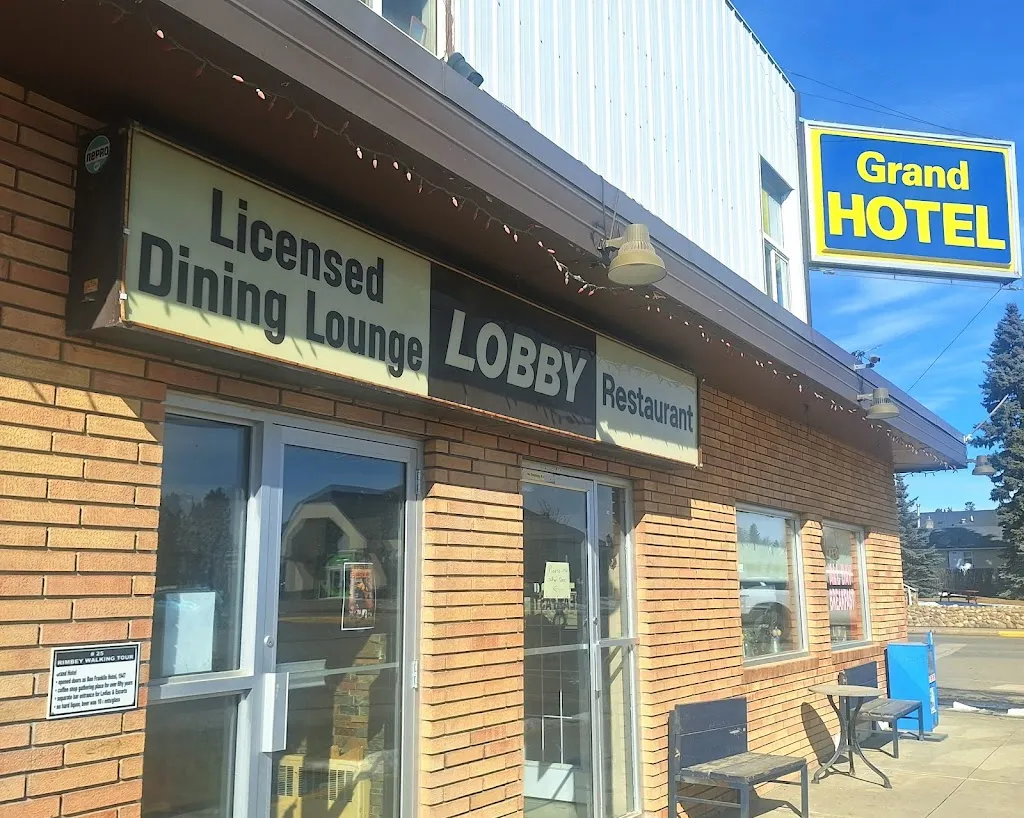 The Grand Hotel restaurante en Rimbey