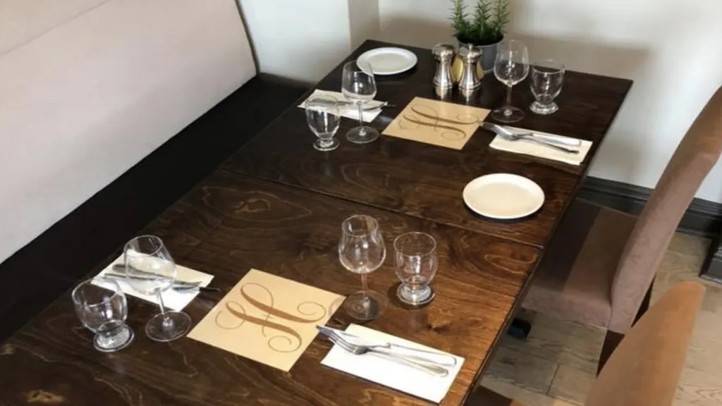HUGO cuisine du marché | Apportez votre vin ristorante a Varennes