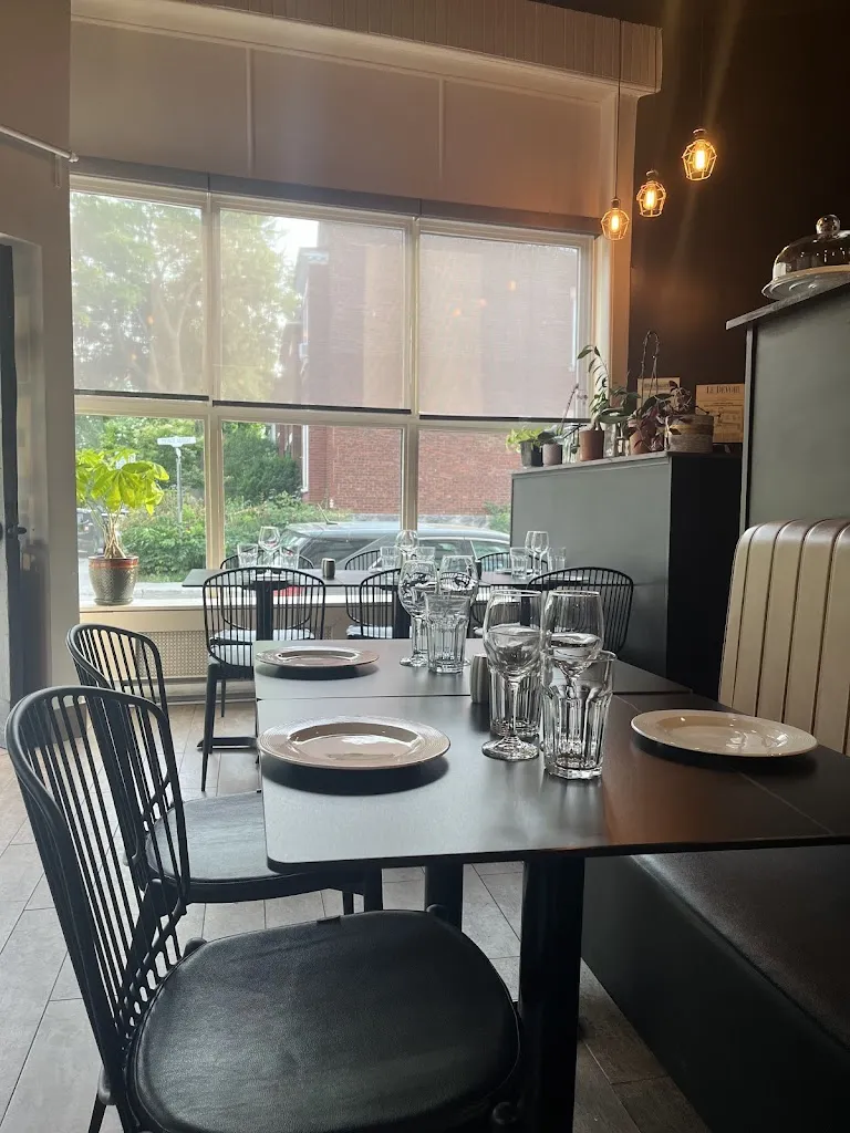 Khorshid Yaghmai_Toucheh Restaurant_Westmount_review