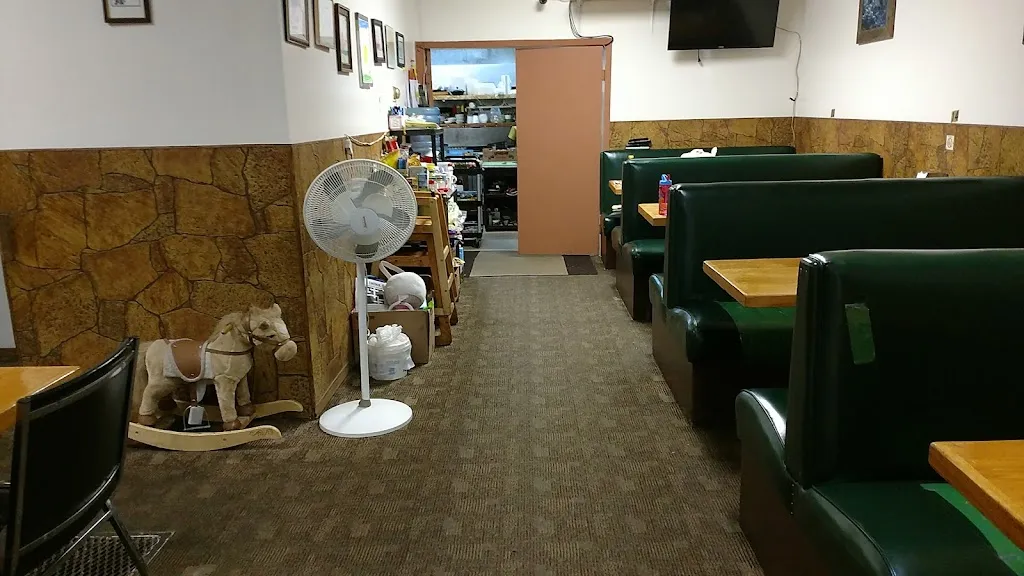 New Moon Cafe ristorante a Assiniboia