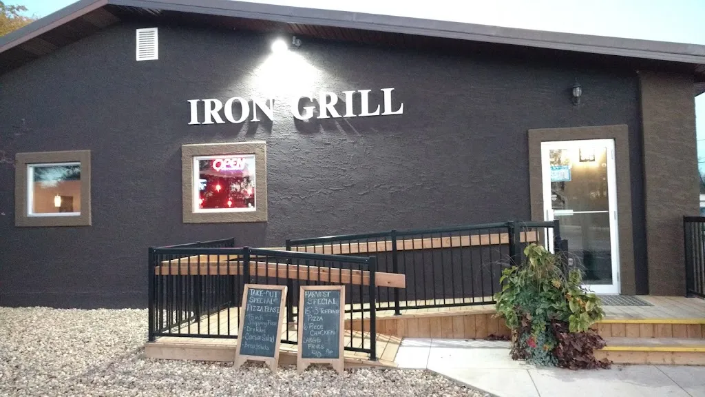 Iron Grill Steakhouse restaurante en Kamsack