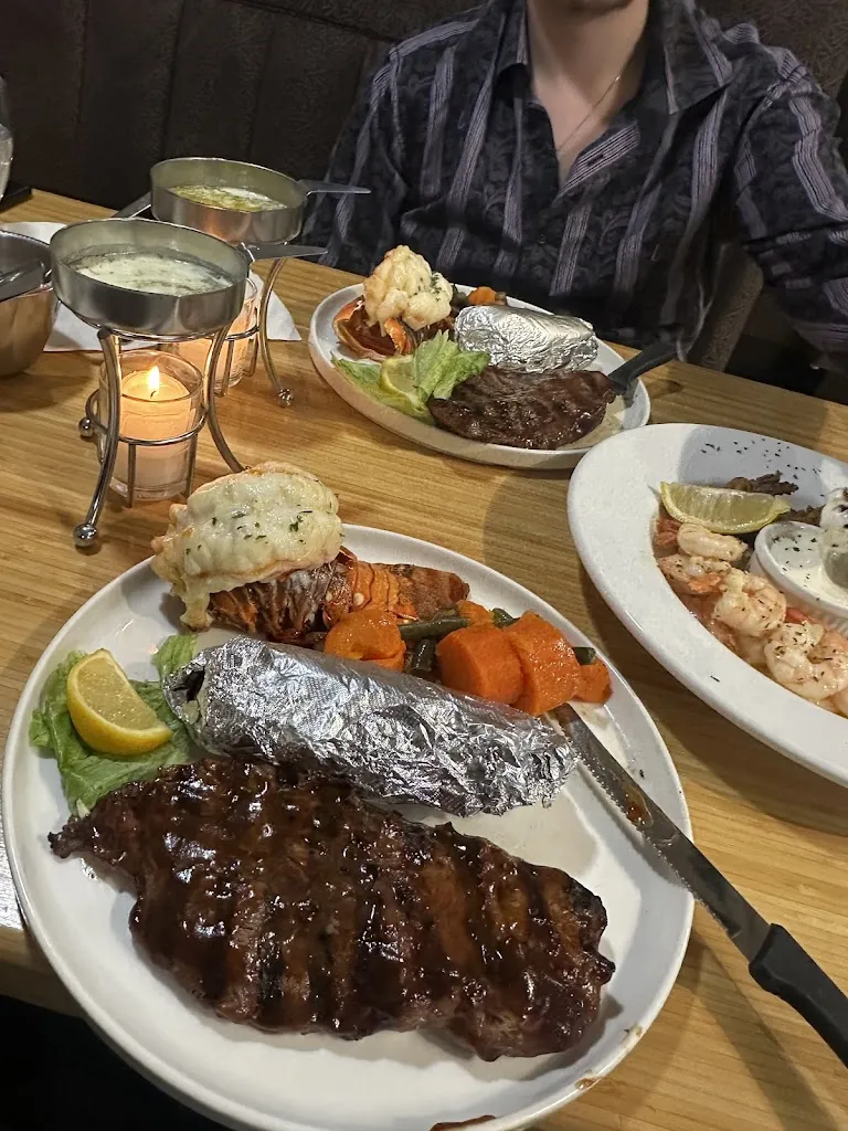 solo fejer_EB's Dining / EB's Catering_Estevan_review