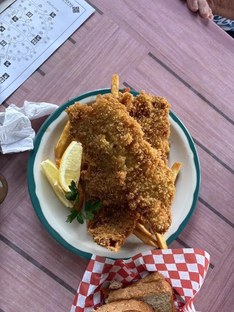 Andrea Williams_Lake View Grill_Maple Creek_recensione