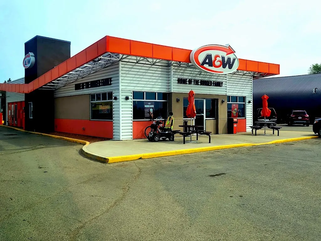 A&W Canada_Melfort_slider_imagen_1