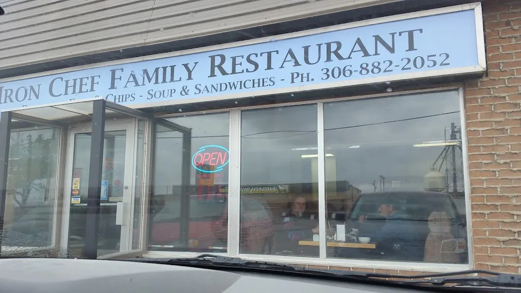 Iron Chef Family Restaurant ristorante a Rosetown