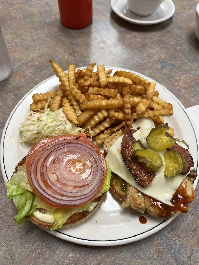 Iron Chef Family Restaurant_Rosetown_slider_imagen_2