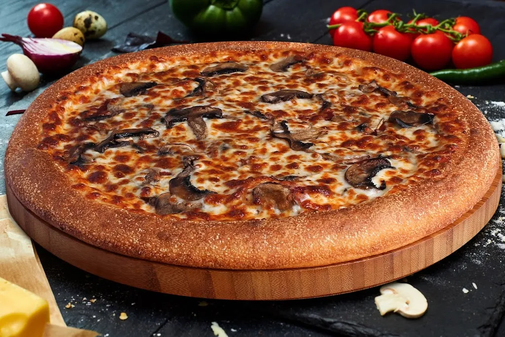 2 for 1 Family Pizza 🍕 Rosthern_Rosthern_slider_image_3