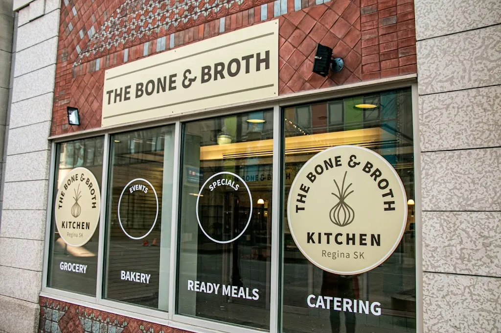 The Bone & Broth Kitchen restaurante en Regina