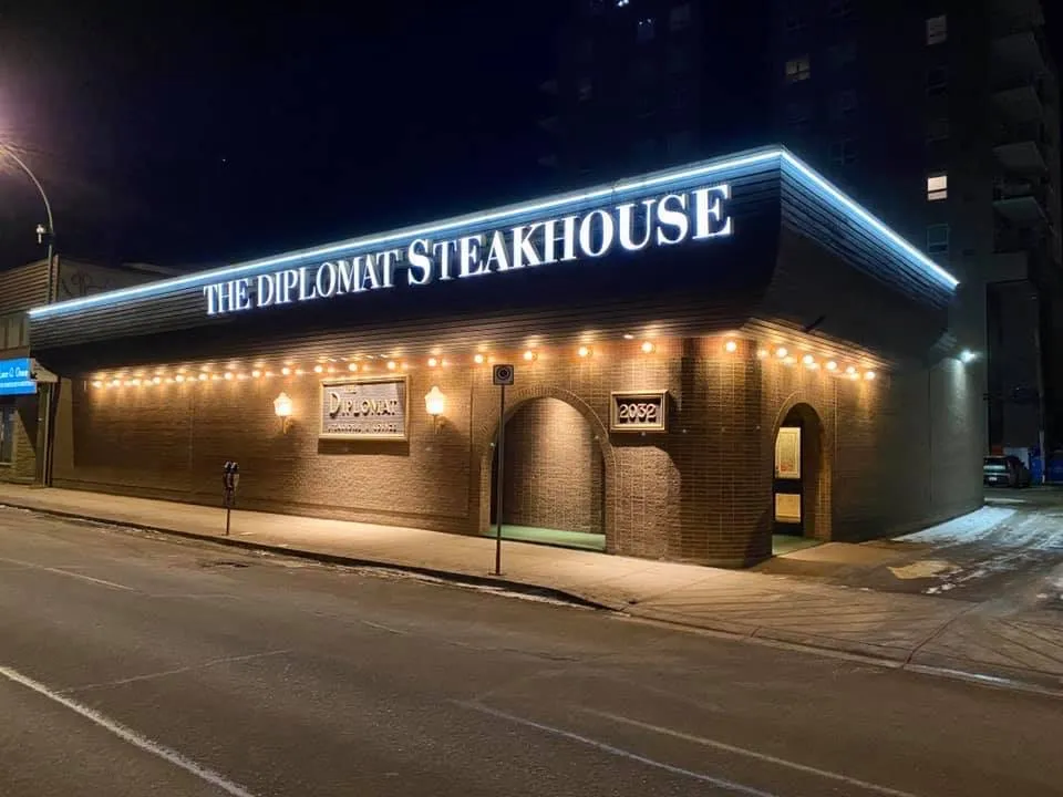 The Diplomat Steakhouse restaurante en Regina