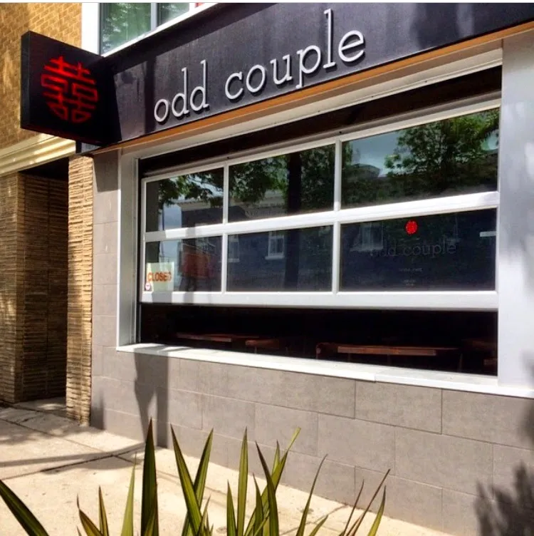 Odd Couple Restaurant restaurante en Saskatoon
