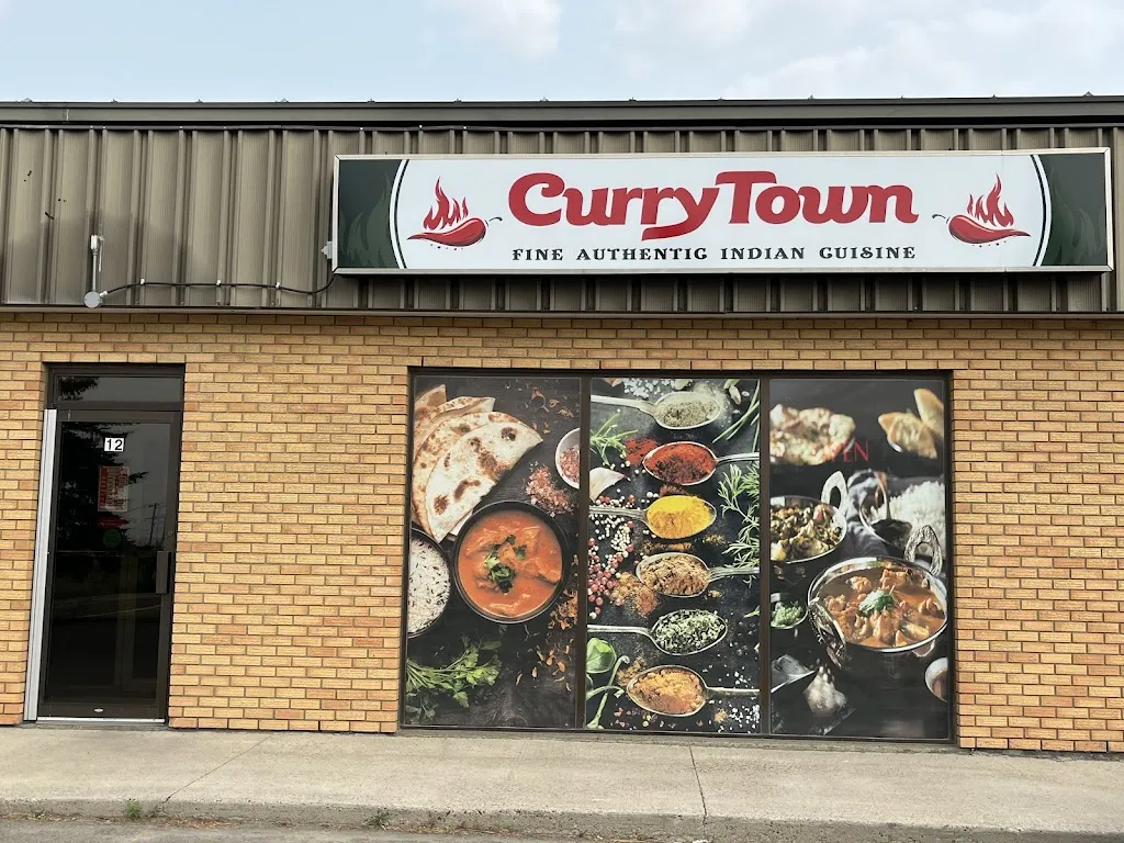 Curry Town Fine Authentic Indian Cuisine restaurante en Swift Current