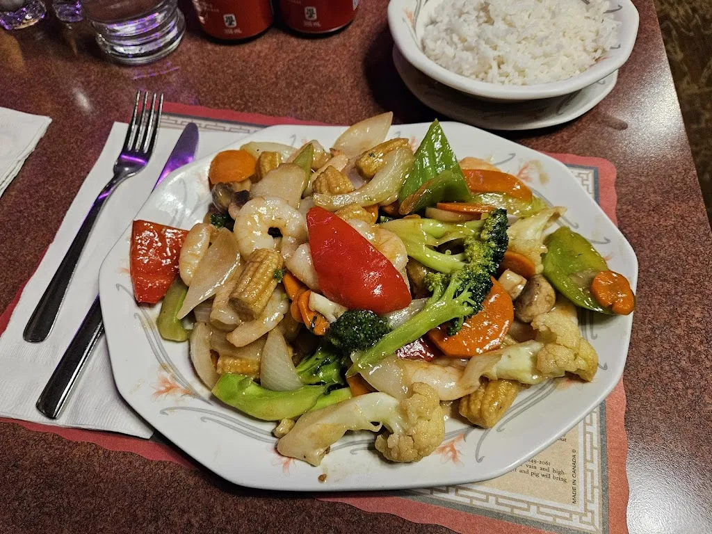 Wong's Kitchen_Swift Current_slider_imagen_2