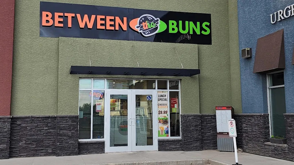 Between The Buns - Warman restaurante en Warman