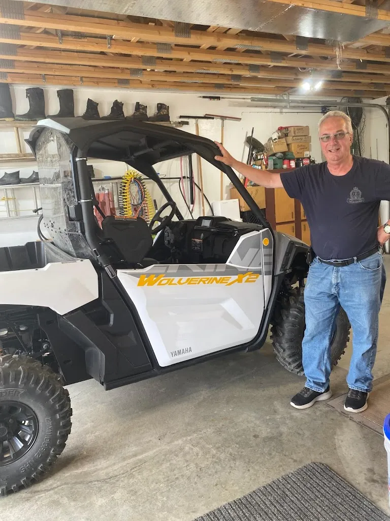Brian Benz_Club Café_Weyburn_review