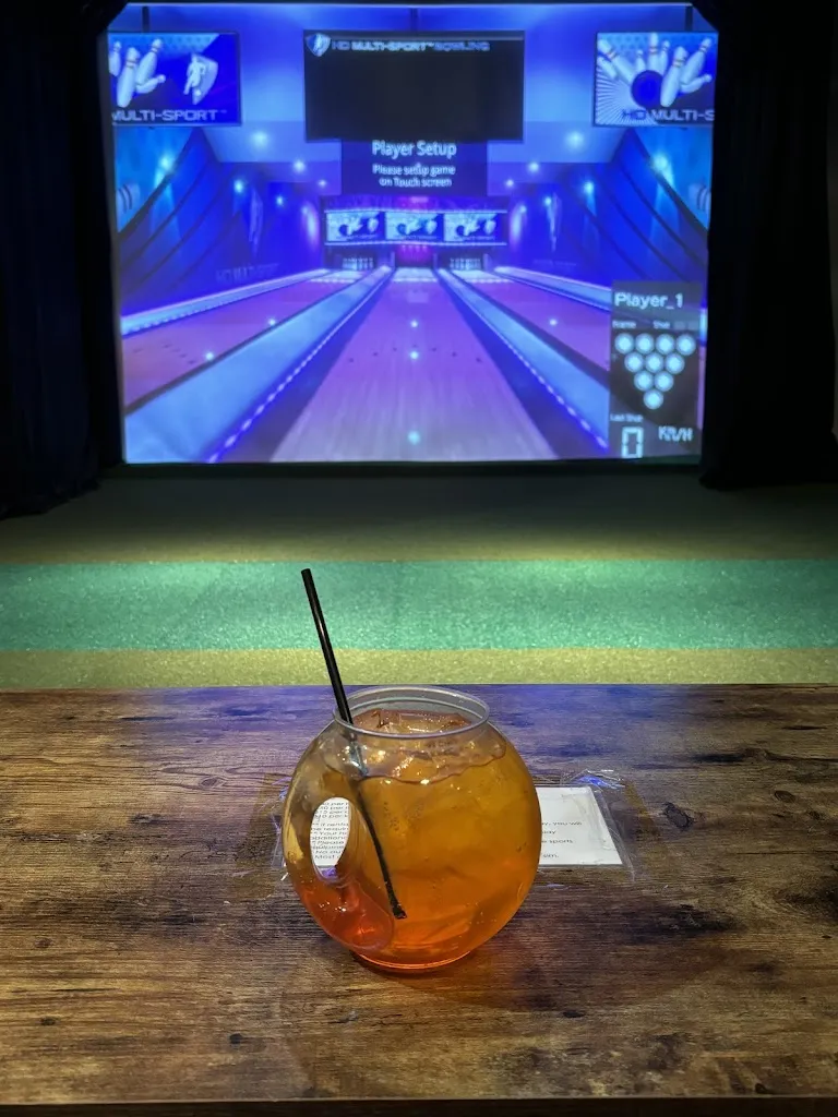 Another Round Sports Bar & Grill_Weyburn_slider_imagen_3