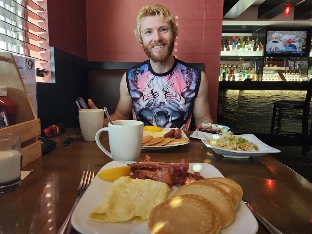 Alexandria Poulton_Chef Manny Restobar_Weyburn_recensione